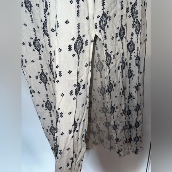 Maxi Dress with Slit - Picture 4 of 4